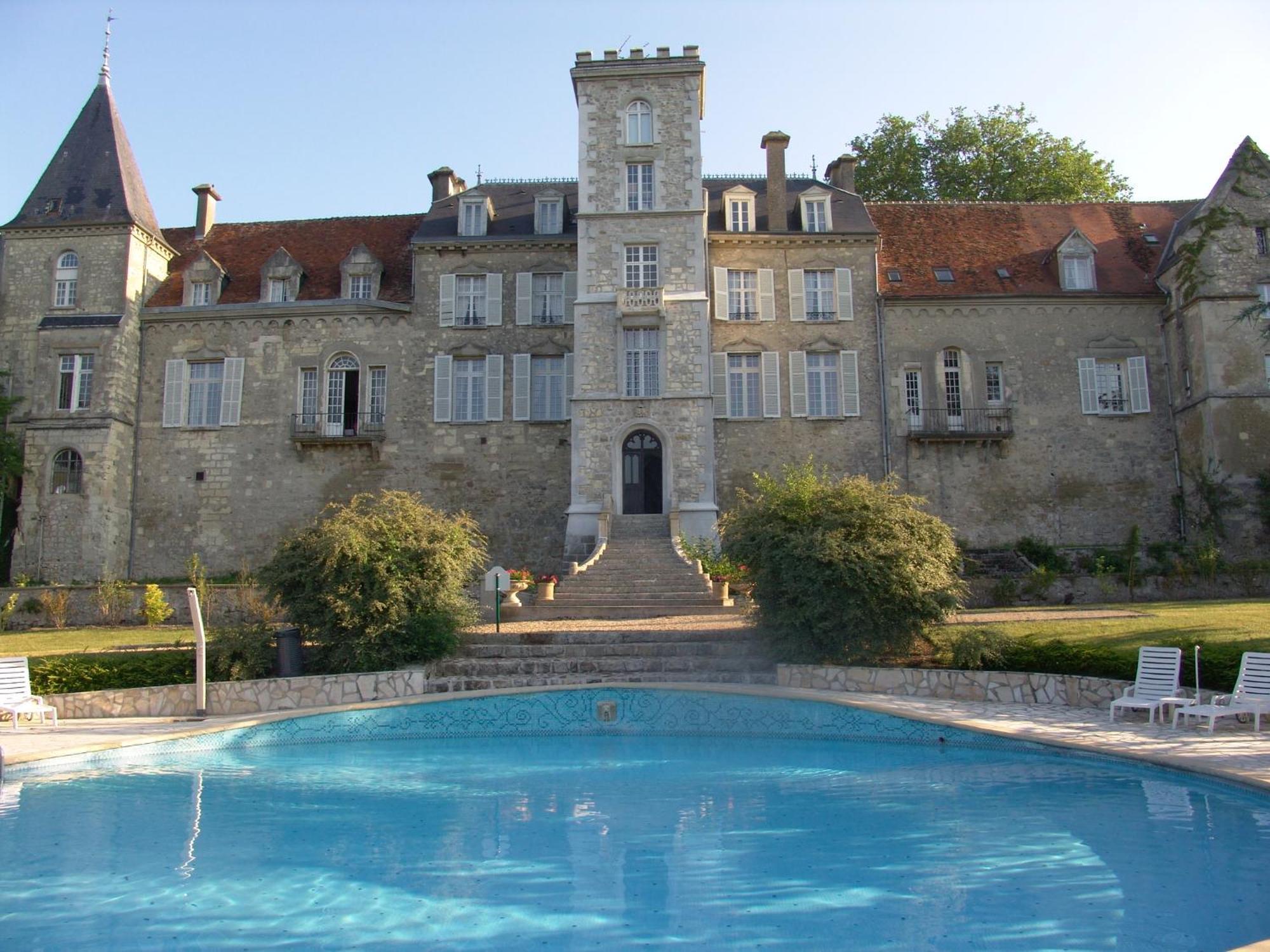 Chateau De Fere Екстериор снимка
